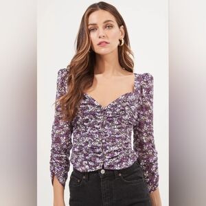 ASTR the label Colima Ruched Blouse Sz L NWT Purple Floral Button Down